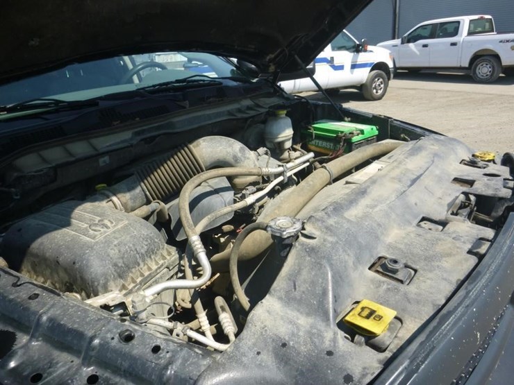 2014-dodge-1500-image-12