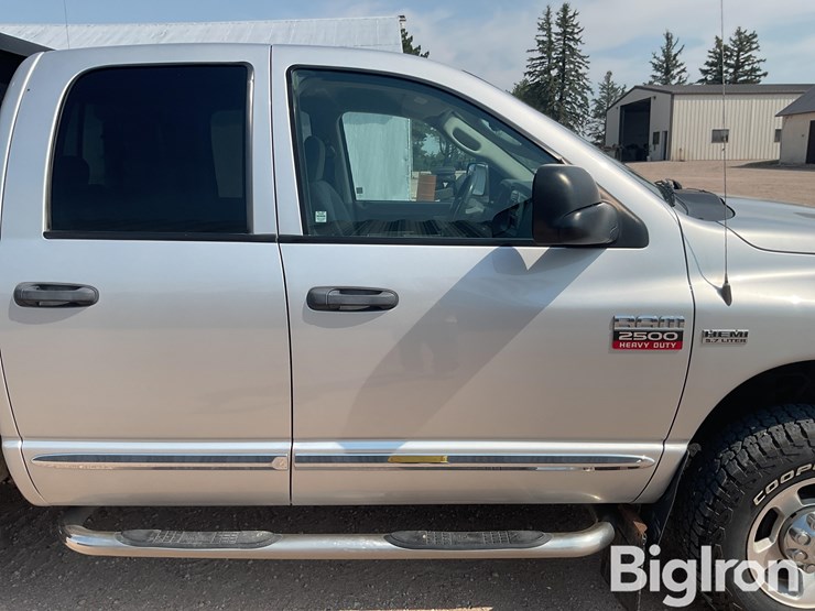 2008-dodge-2500-image-19