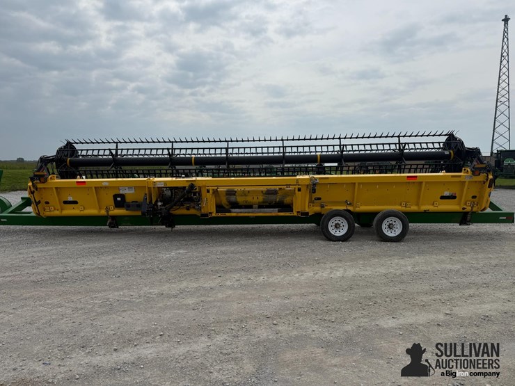 new-holland-880cf-35-image-6