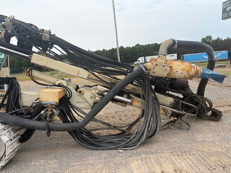 ingersoll-rand-ecm670-image-12