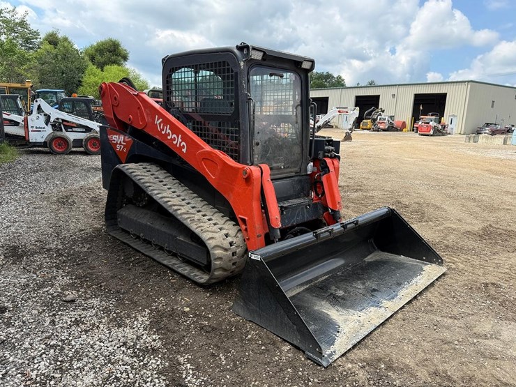 2023-kubota-svl97-2-image-6
