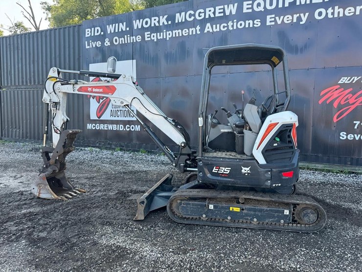 2023-bobcat-e35i-image-3