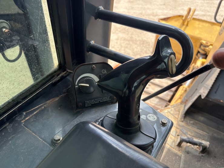 deere-450j-image-16