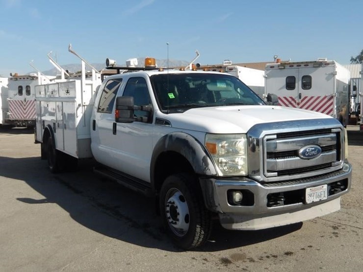2011-ford-f550-image-2