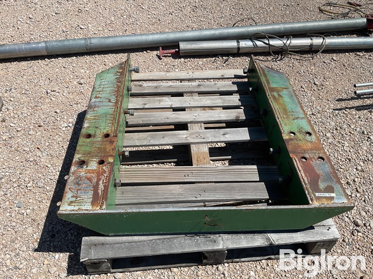 john-deere-43-image-2