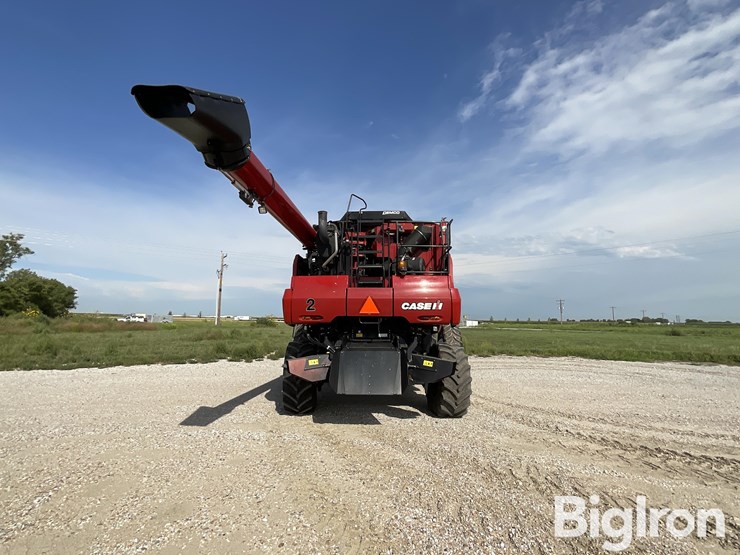 2015-case-ih-8240-image-6