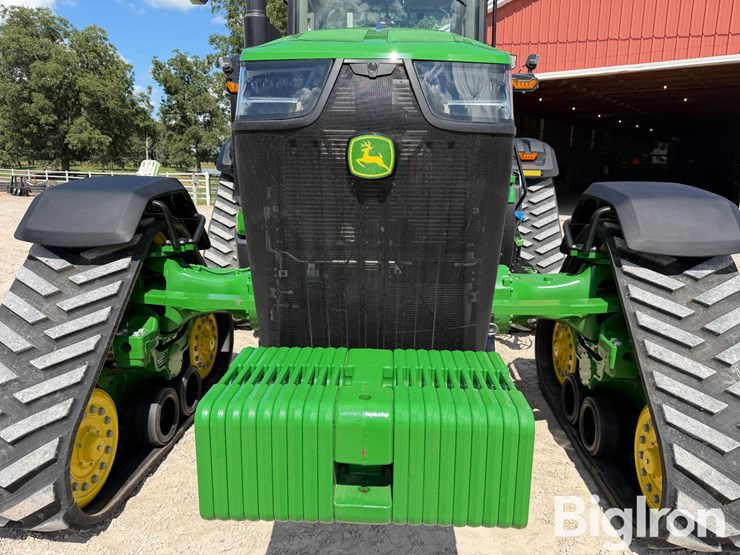 2021-john-deere-8rx-410-image-11