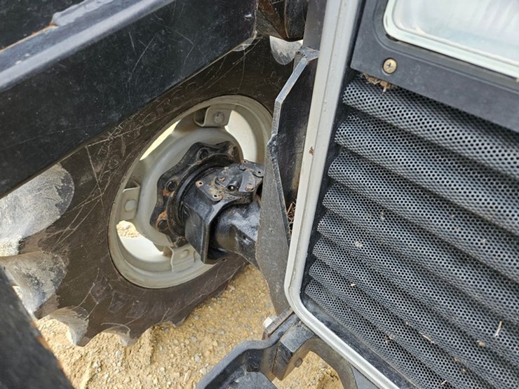 massey-ferguson-263-image-46