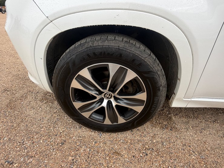 2011-kia-sorento-image-15