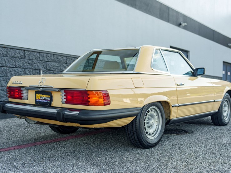 #122-•-offered-at-no-reserve-|-1980-mercedes-benz-450sl-convertible-image-5