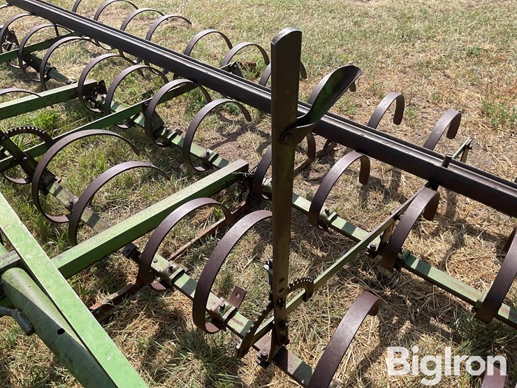 john-deere-3-pt-3-bar-spring-tooth-image-10