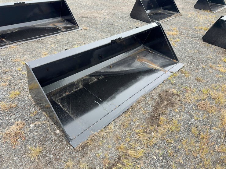 78"-gp-bucket-image-4