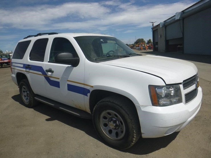 2013-chevrolet-tahoe-image-2
