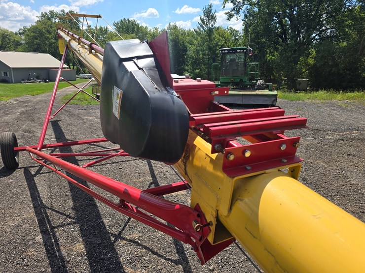 #685-•-2021-westfield-wrx-10-61-auger-image-11