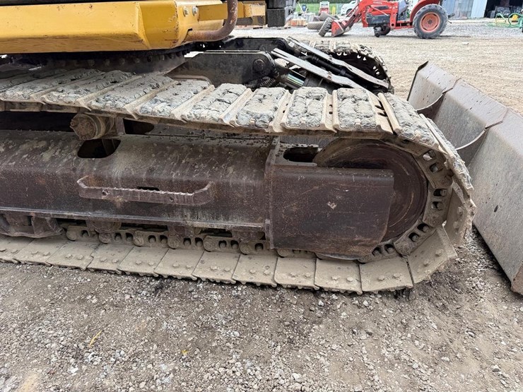 2014-caterpillar-312e-image-14