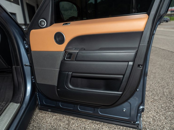 2022-land-rover-range-rover-image-56
