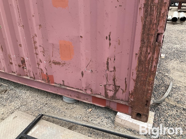 40'-shipping-container-image-20