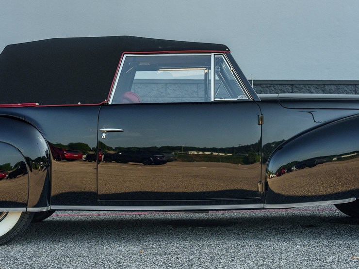 #112-•-offered-at-no-reserve-|-1940-lincoln-zephyr-continental-convertible-image-13