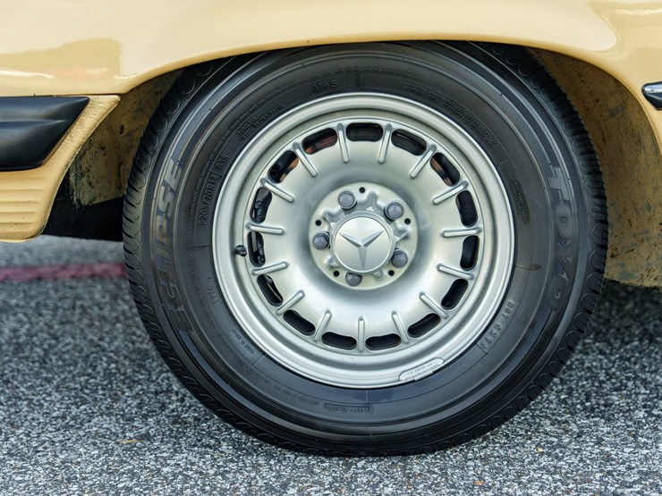 #122-•-offered-at-no-reserve-|-1980-mercedes-benz-450sl-convertible-image-42