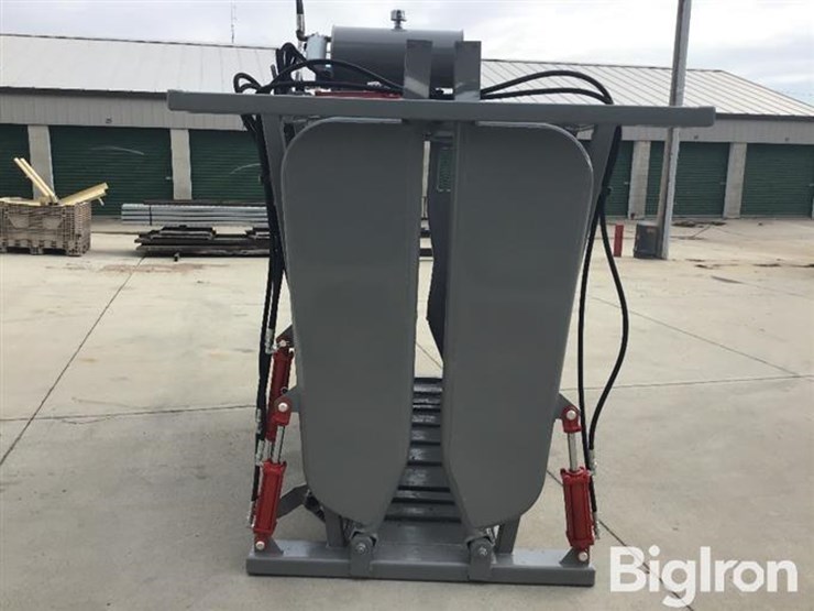 2026-bowman-2800-medium-duty-hydraulic-squeeze/head-cattle-chute-image-6