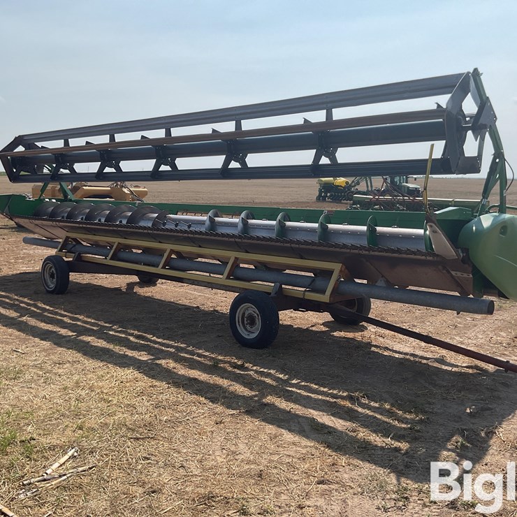 JOHN DEERE 630R