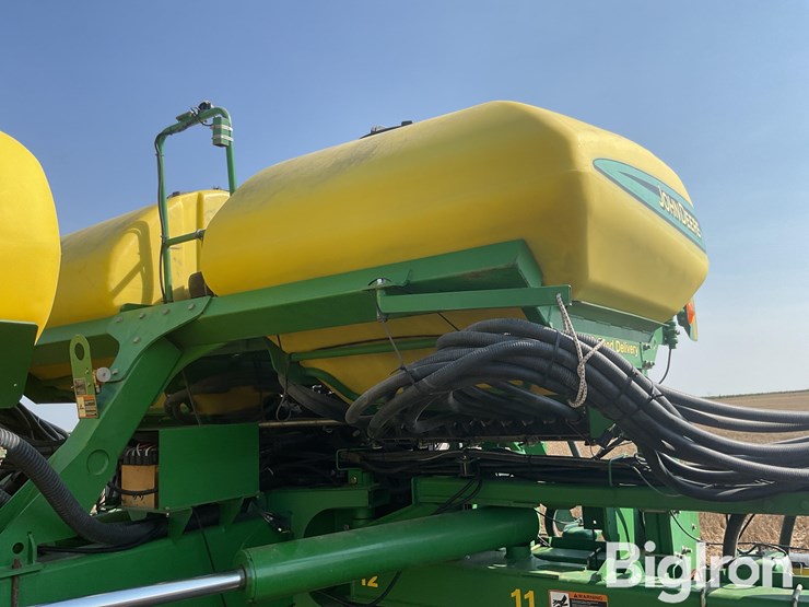 2006-john-deere-1770nt-image-10