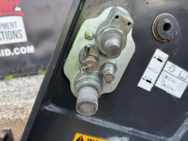 2018-bobcat-v723-image-11