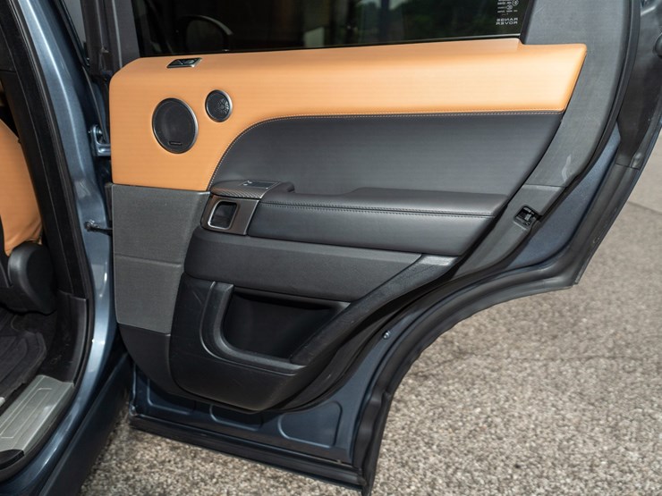 2022-land-rover-range-rover-image-63
