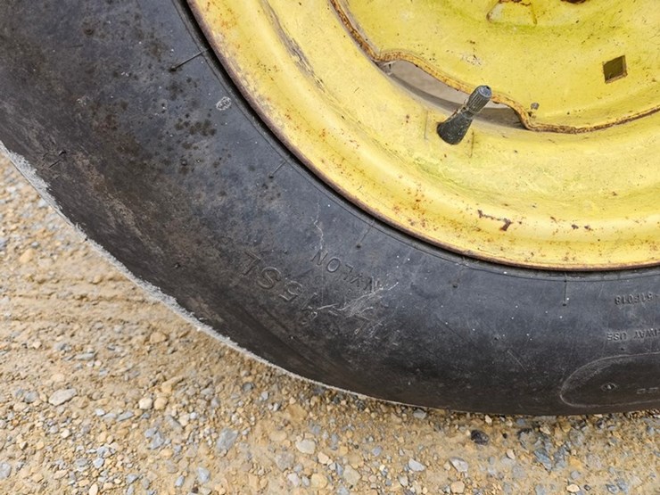 john-deere-3800-image-38