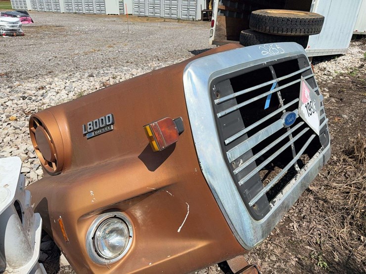1994-ford-l8000-image-5