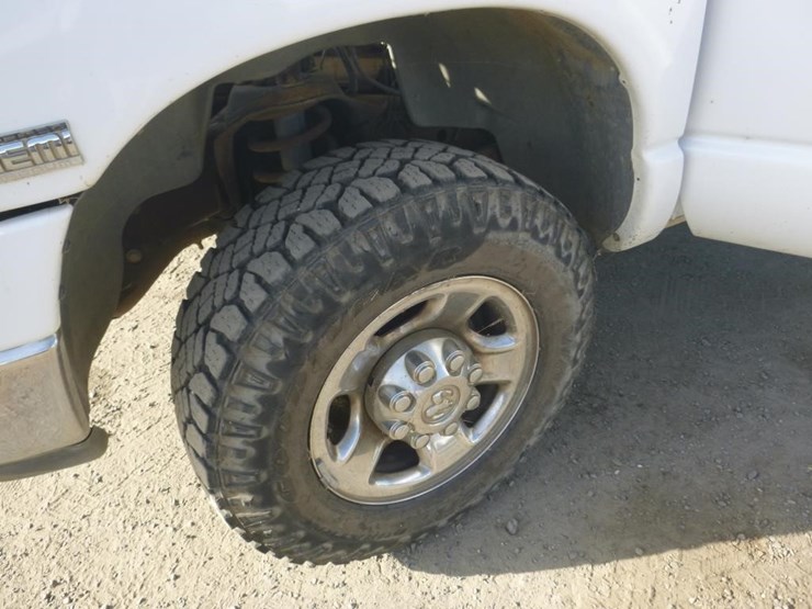 2005-dodge-ram-2500-image-12