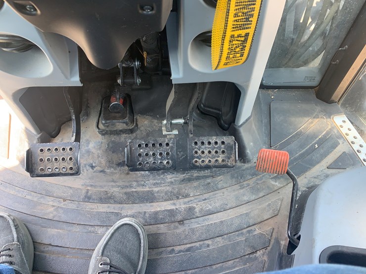 2017-new-holland-t5.120-image-25