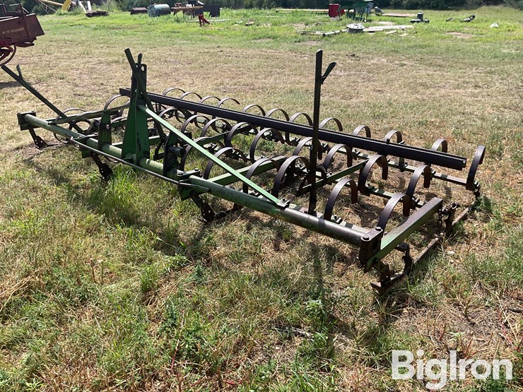 john-deere-3-pt-3-bar-spring-tooth-image-1