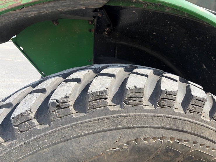 john-deere-6420-image-9