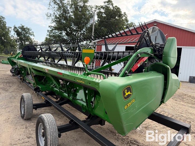 2017-john-deere-635-image-5