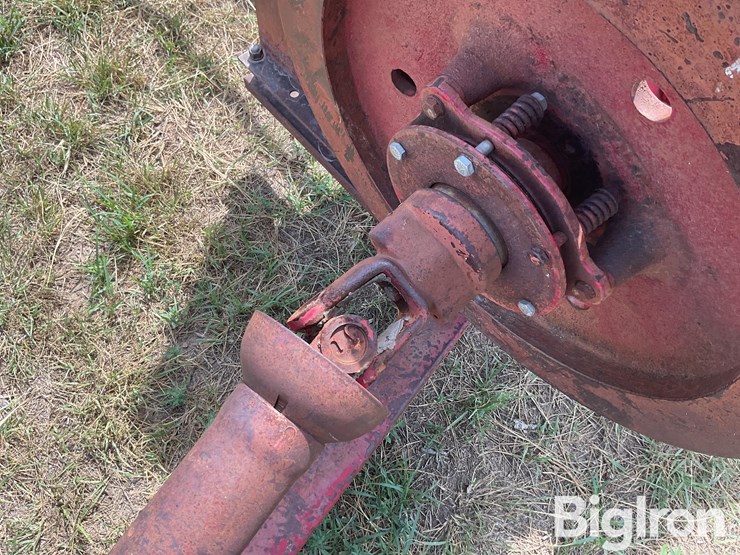 new-holland-68-image-13