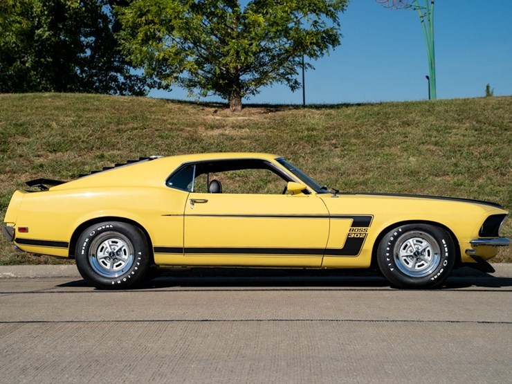 #134-•-1969-ford-mustang-boss-302-image-3