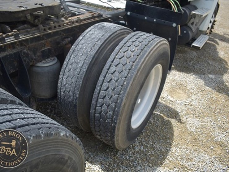 2014-international-prostar-image-115