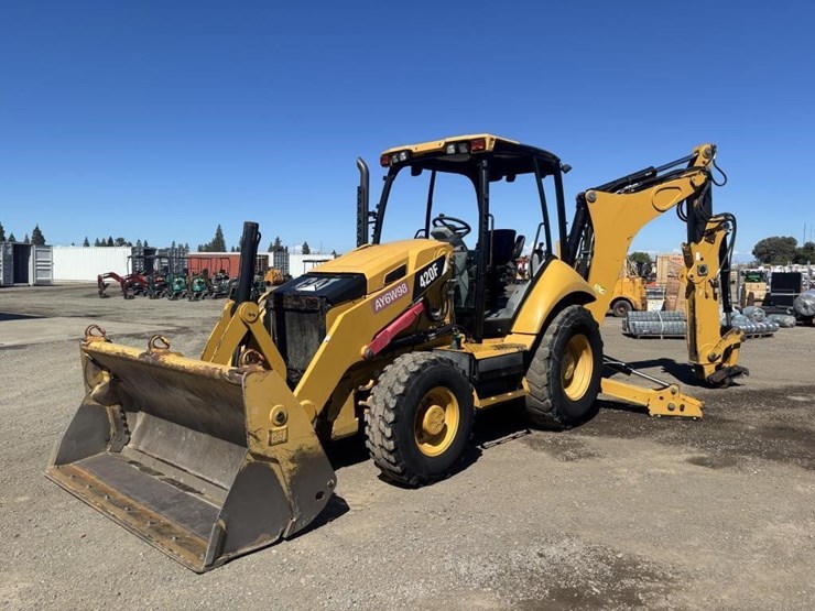 2012-caterpillar-420f-image-1