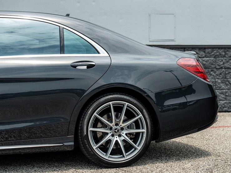 #103-•-2020-mercedes-benz-s560-sedan-image-33