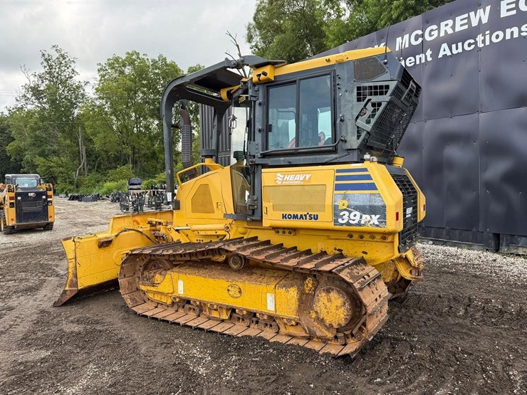 2014-komatsu-d39px-23-image-2
