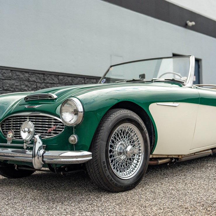 #108 • Offered at No Reserve | 1961 AUSTIN-HEALEY 3000 MARK I