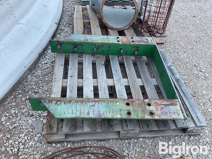 mounting-bracket-image-4