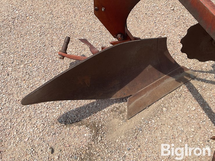 ford-10-3-bottom-plow-image-13