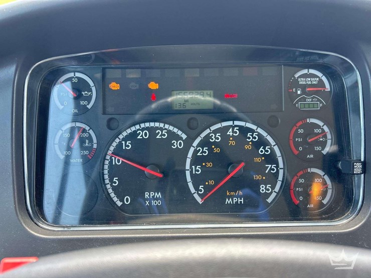 2016-freightliner-b2-image-26