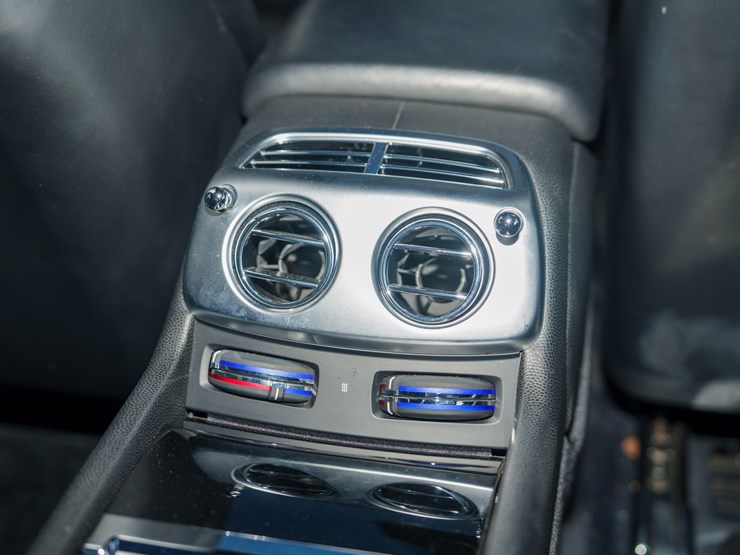 #120-•-offered-at-no-reserve-|-2015-rolls-royce-wraith-coupe-image-64