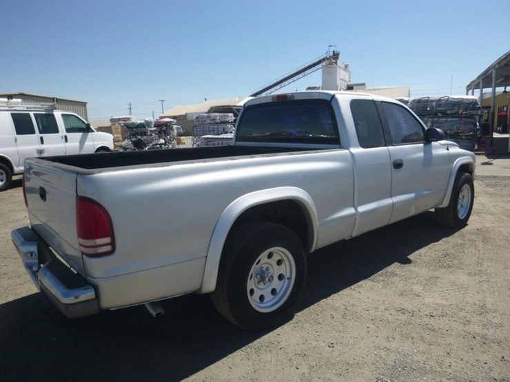2002-dodge-dakota-image-3