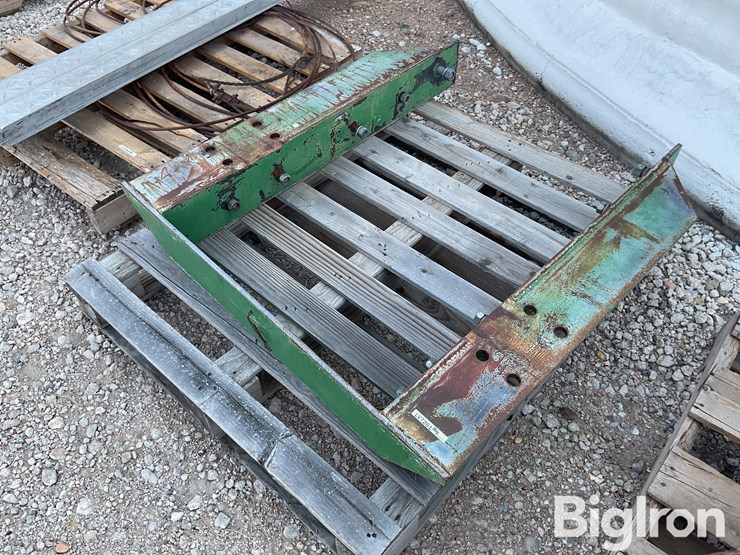 mounting-bracket-image-1