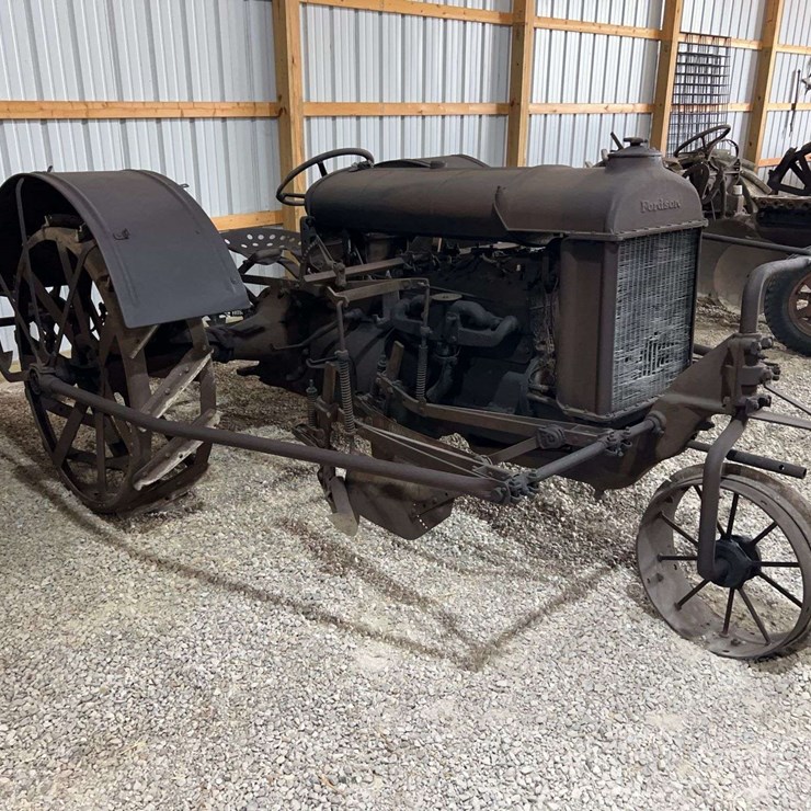 FORDSON F