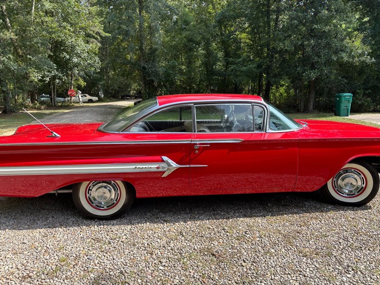 #128-•-1960-chevrolet-impala-image-3